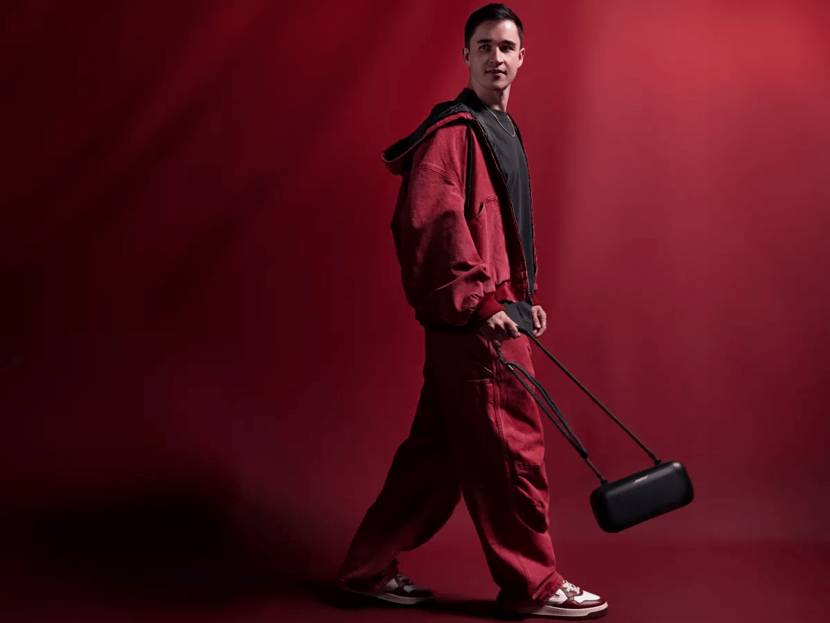 Shop the refurbished SoundLink Max Bluetooth Speaker - Boombox Speaker - Image 2